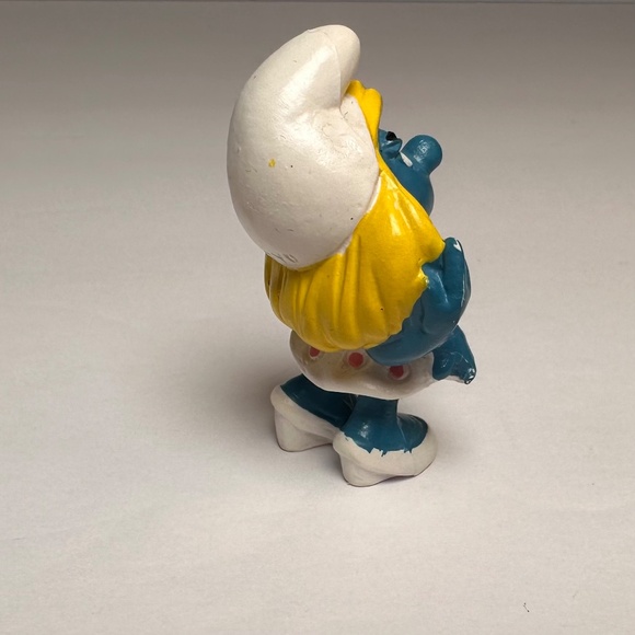 Vintage Bully Smurfette Fixing Hair – West Germany – Peyo Smurfs - Picture 3 of 9